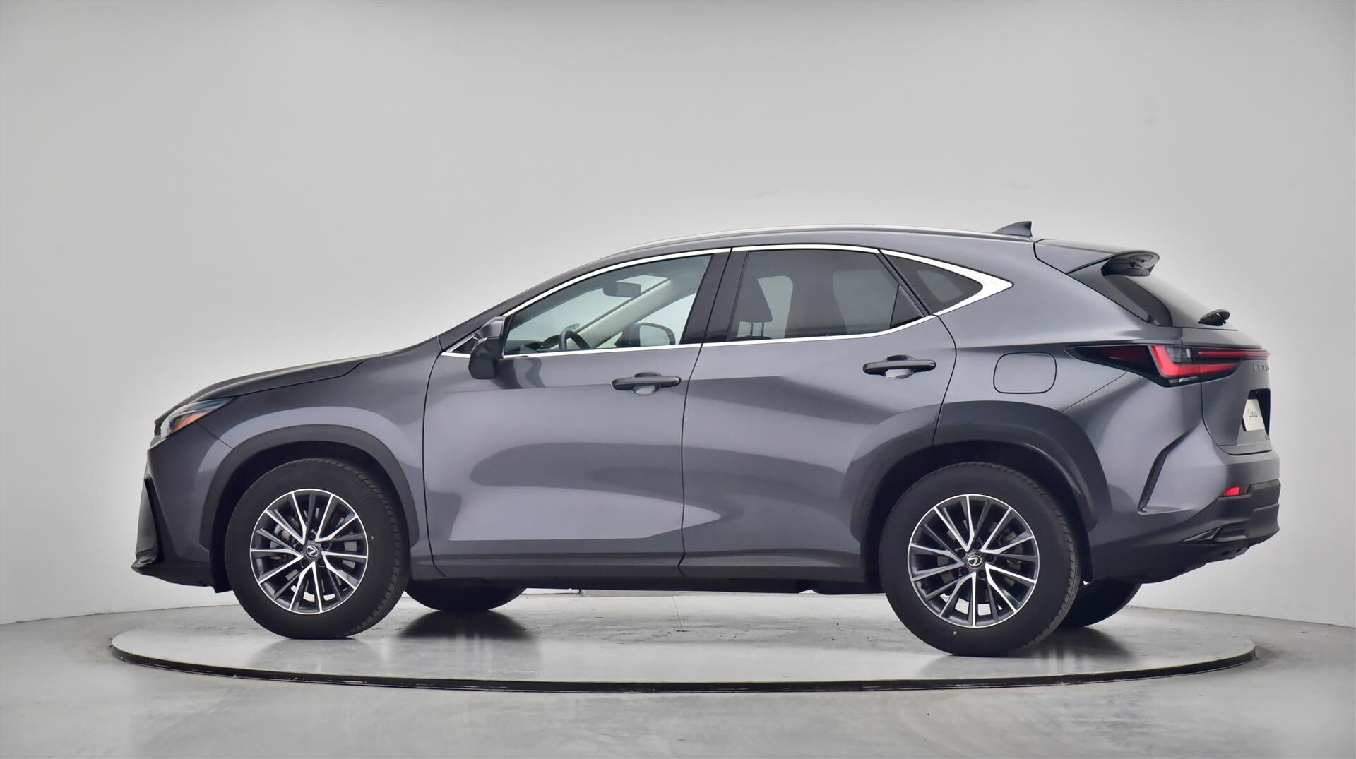 Billede af Lexus NX 450h+ 2,5 Plugin-hybrid Business Plus 4WD 309HK 5d Trinl. Gear