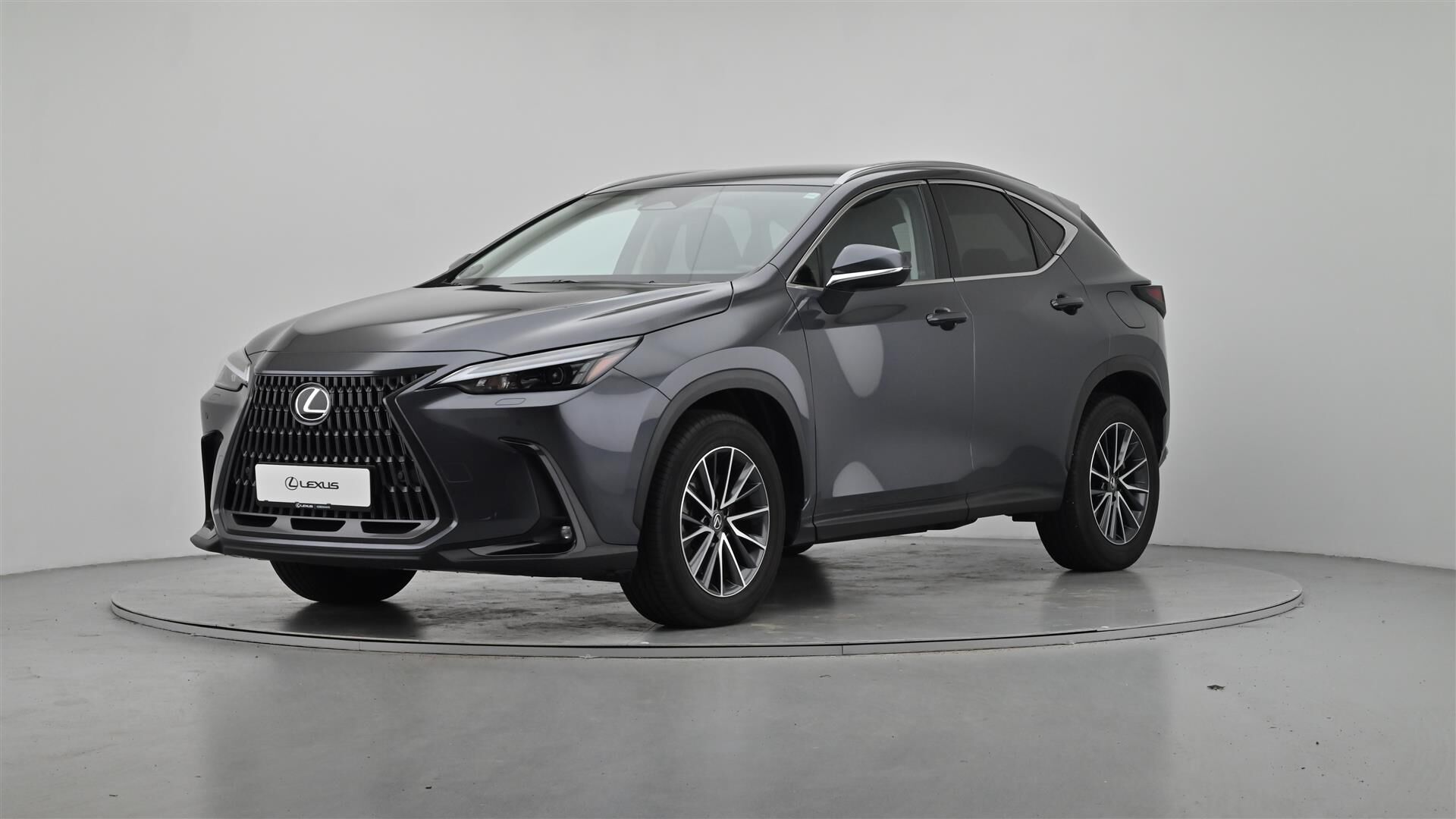 Billede af Lexus NX 450h+ 2,5 Plugin-hybrid Business Plus 4WD 309HK 5d Trinl. Gear