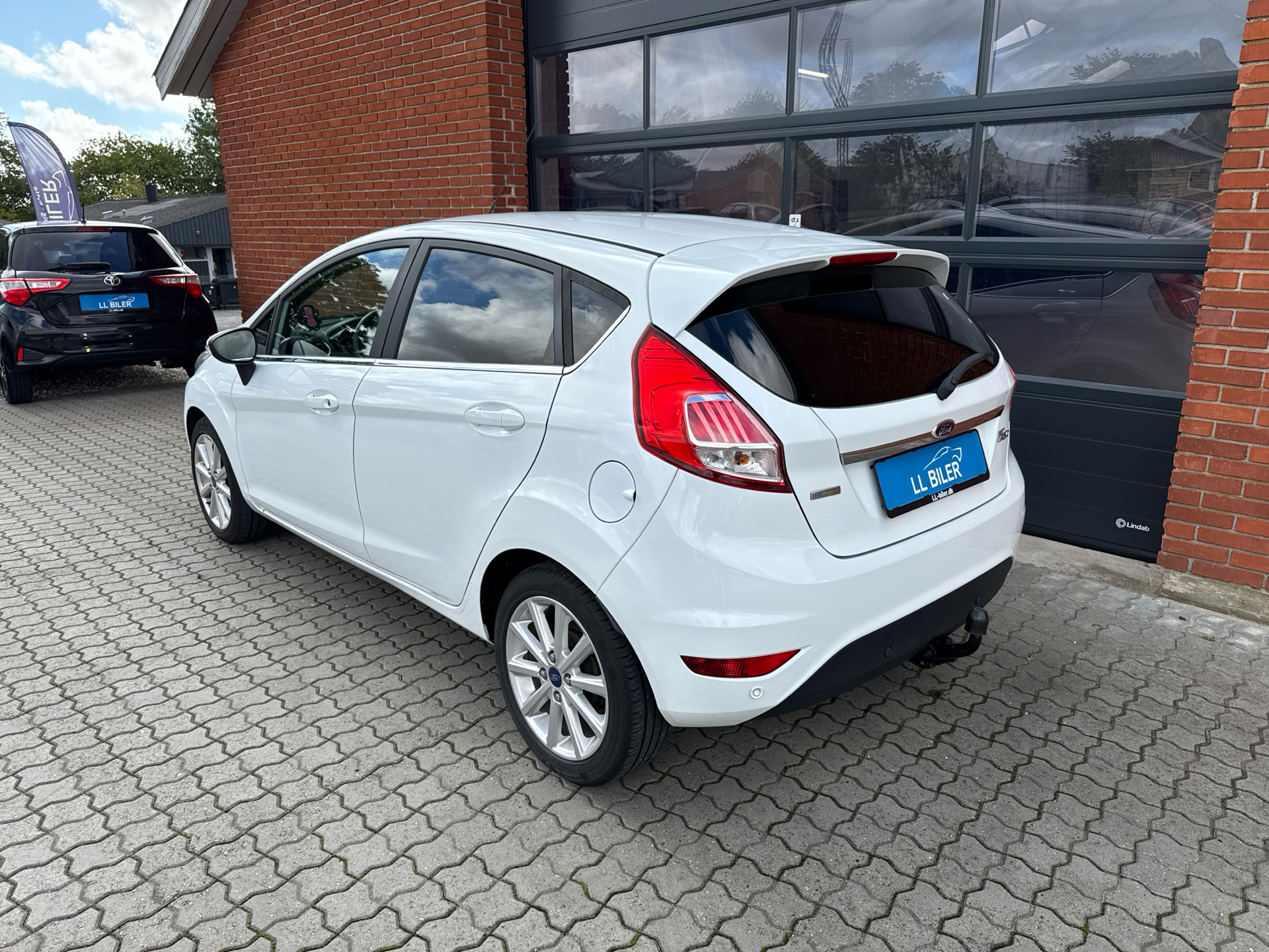 Billede af Ford Fiesta 1,0 EcoBoost Titanium Fun Start/Stop 100HK 5d