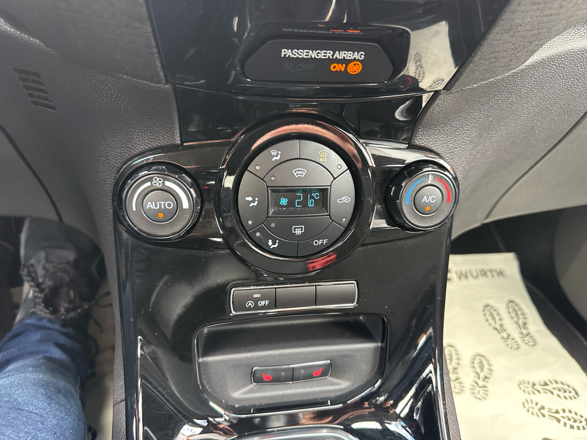 Billede af Ford Fiesta 1,0 EcoBoost Titanium Fun Start/Stop 100HK 5d