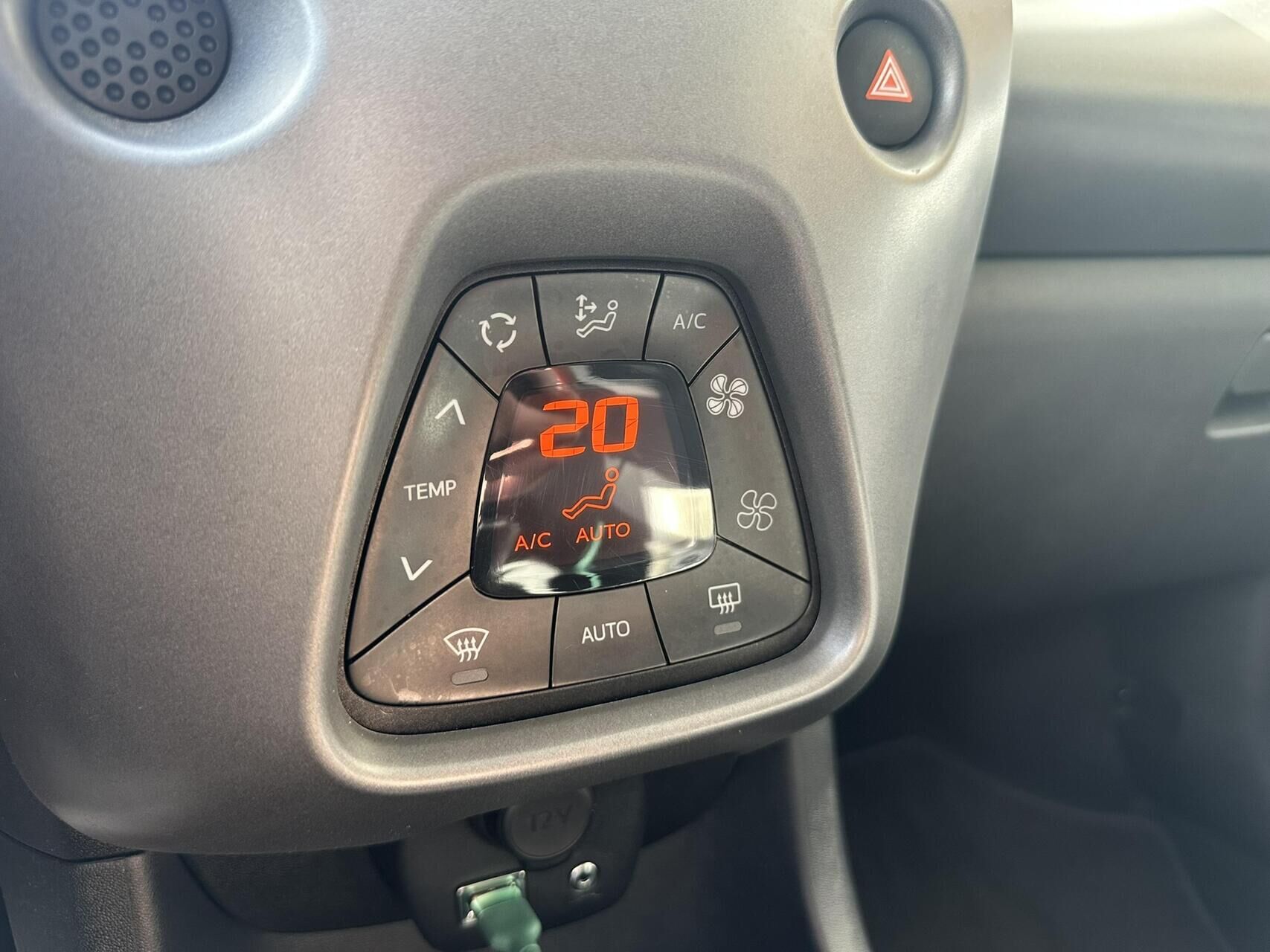 Billede af Toyota Aygo 1,0 VVT-I X-Press 72HK 5d