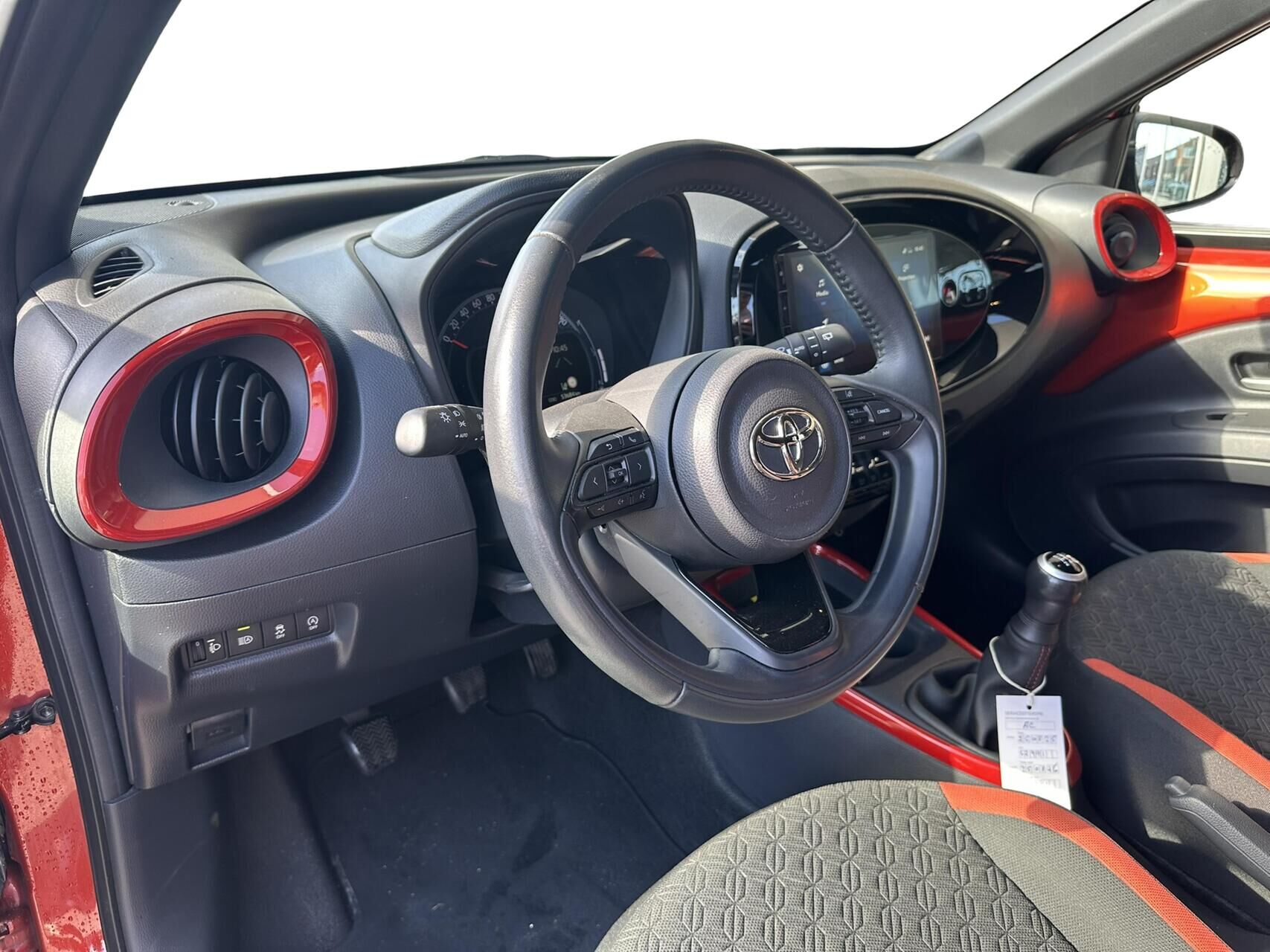 Billede af Toyota Aygo X 1,0 VVT-I Pulse 72HK 5d