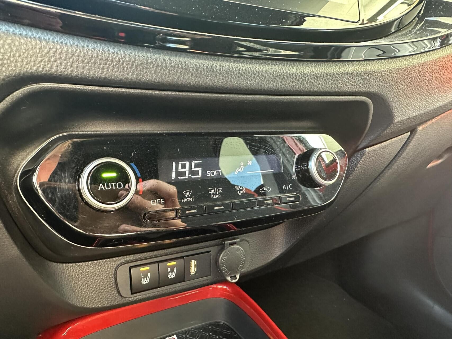 Billede af Toyota Aygo X 1,0 VVT-I Pulse 72HK 5d