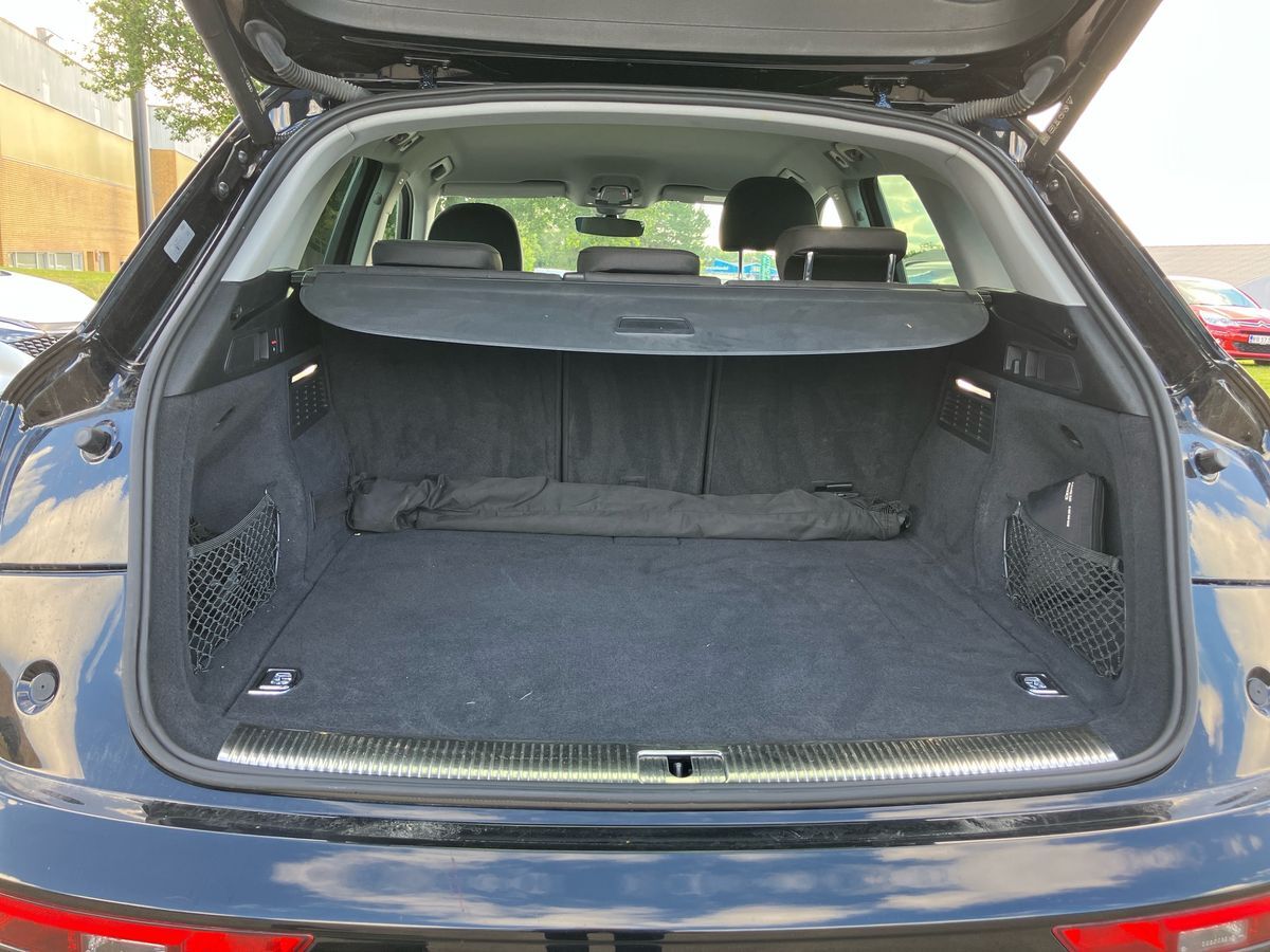 Billede af Audi Q5 2,0 50 TFSI e  Plugin-hybrid Prestige Quattro S Tron 299HK 5d 7g Aut.