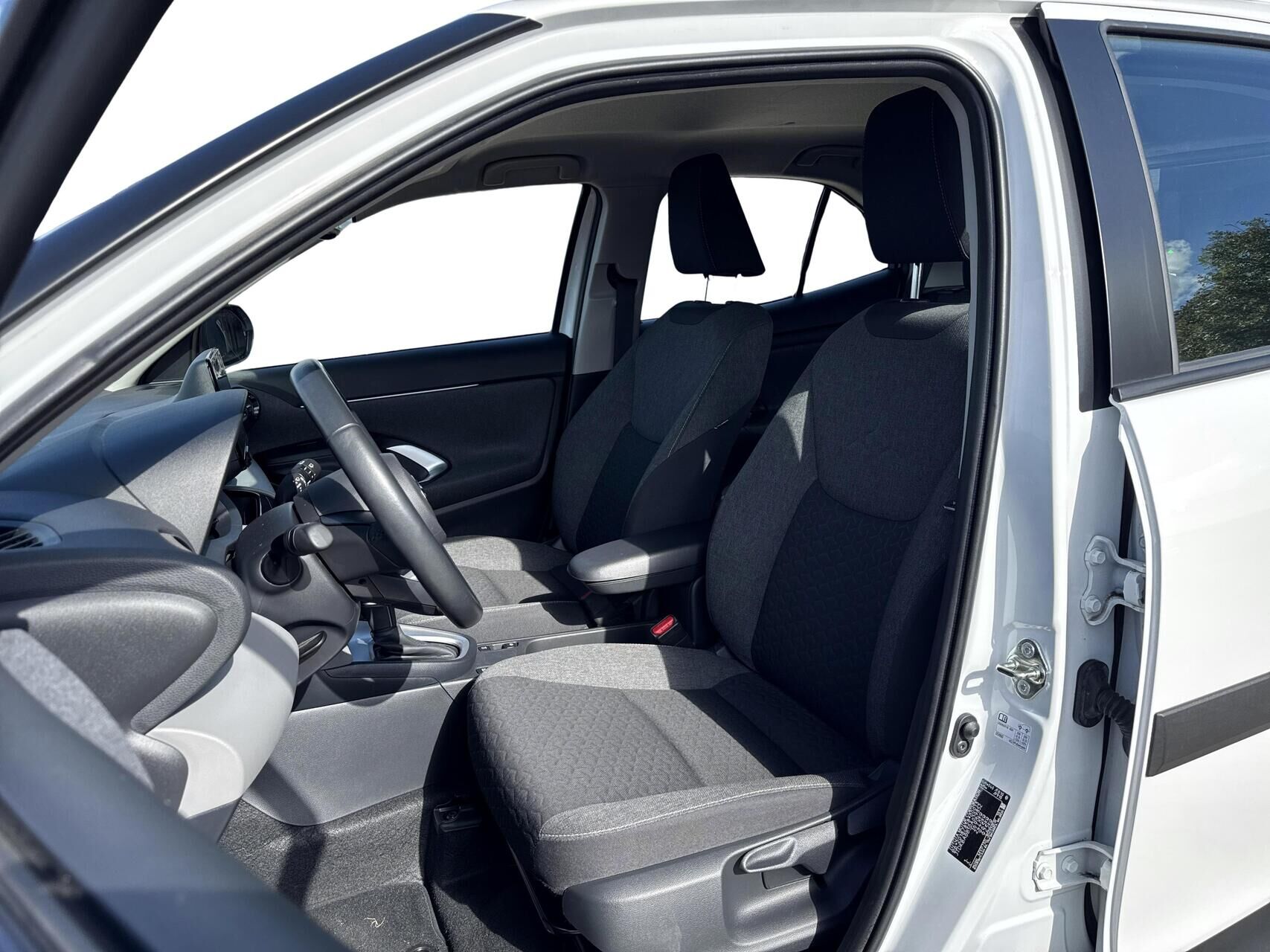 Billede af Toyota Yaris Cross 1,5 Hybrid Active Technology 116HK 5d Trinl. Gear