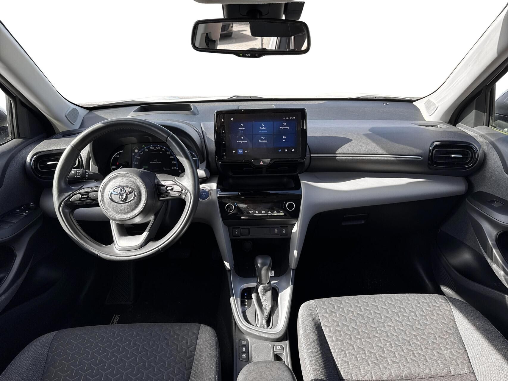 Billede af Toyota Yaris Cross 1,5 Hybrid Active Technology 116HK 5d Trinl. Gear