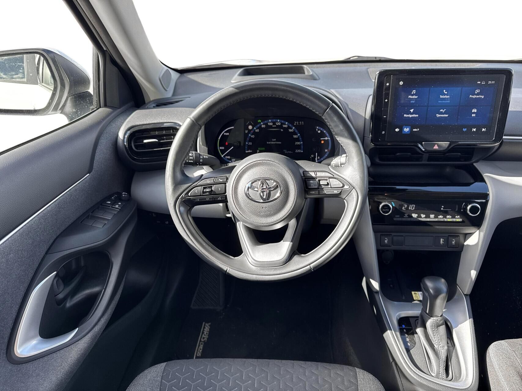 Billede af Toyota Yaris Cross 1,5 Hybrid Active Technology 116HK 5d Trinl. Gear