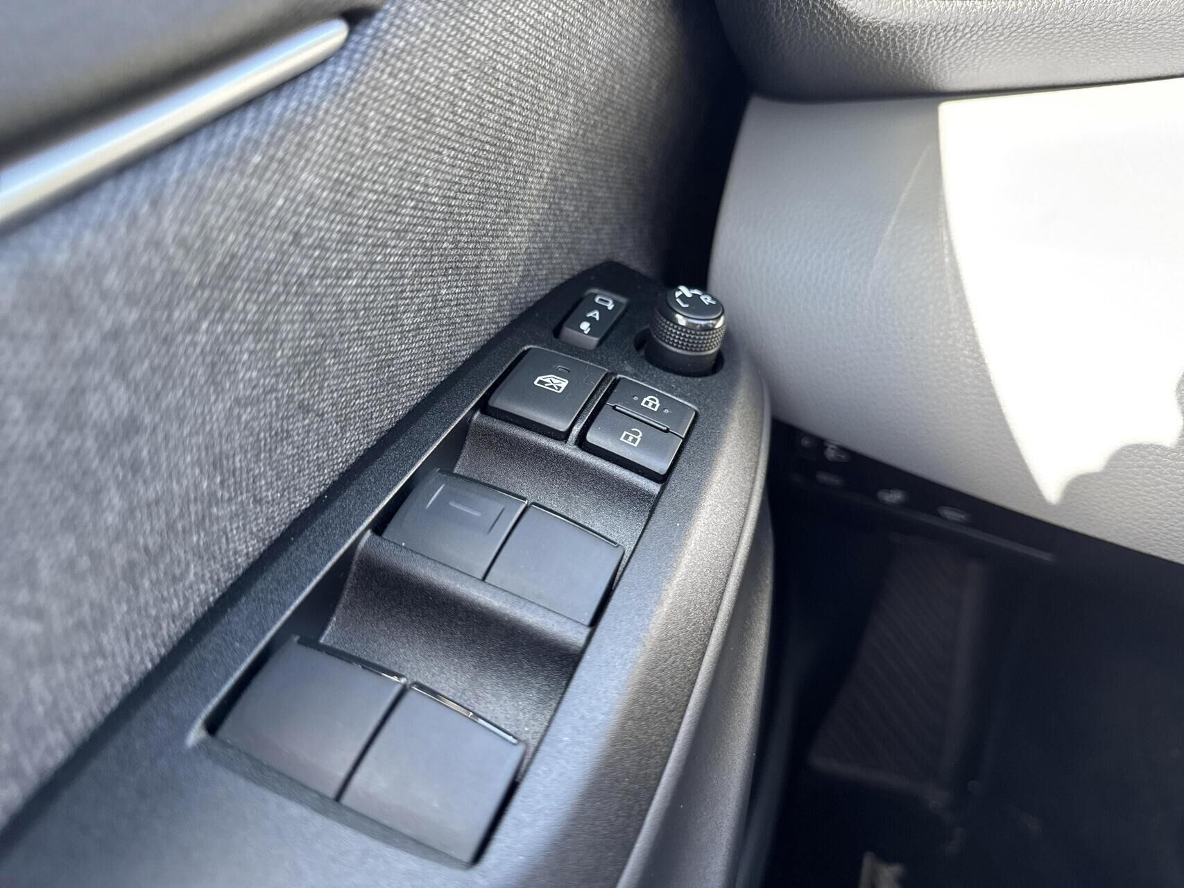 Billede af Toyota Yaris Cross 1,5 Hybrid Active Technology 116HK 5d Trinl. Gear