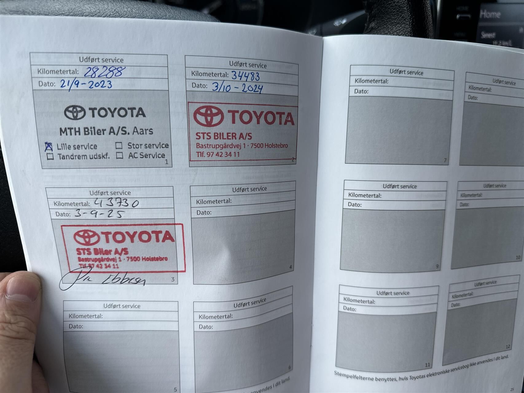 Billede af Toyota HiLux Extra Cab 2,8 D-4D T3 AWD 204HK Pick-Up Aut.