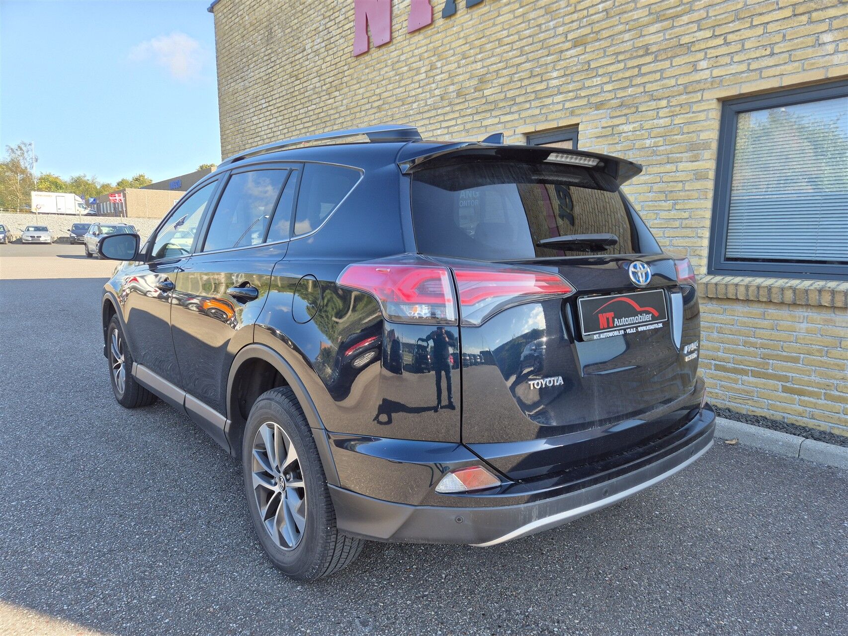 Billede af Toyota RAV4 2,5 Hybrid H3 Safety Sense 4x2 197HK 5d 6g Aut.