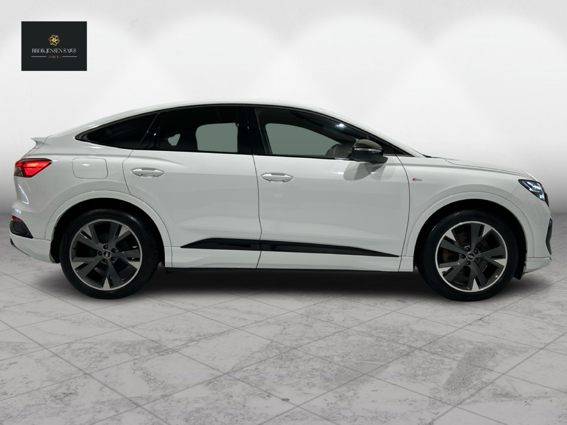 Billede af Audi Q4 Sportback 40 E-tron S Line 204HK 5d Aut.