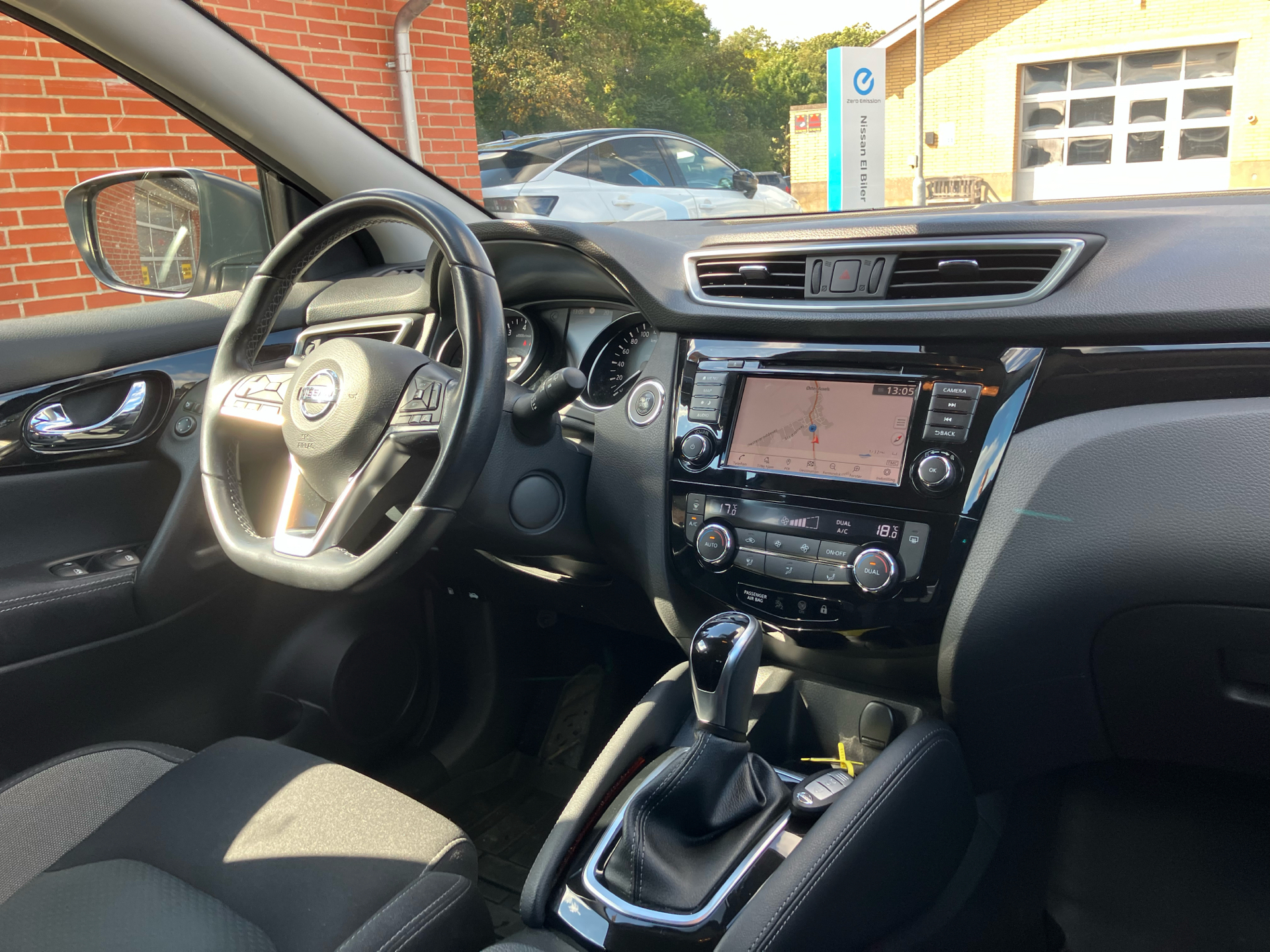Billede af Nissan Qashqai 1,3 Dig-T N-Connecta DCT 160HK 5d 7g Aut.