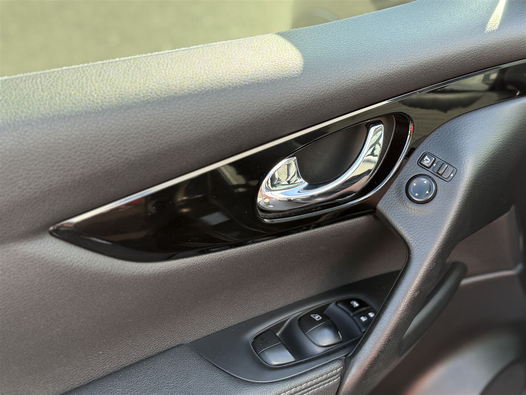 Billede af Nissan Qashqai 1,2 Dig-T Tekna 115HK 5d 6g