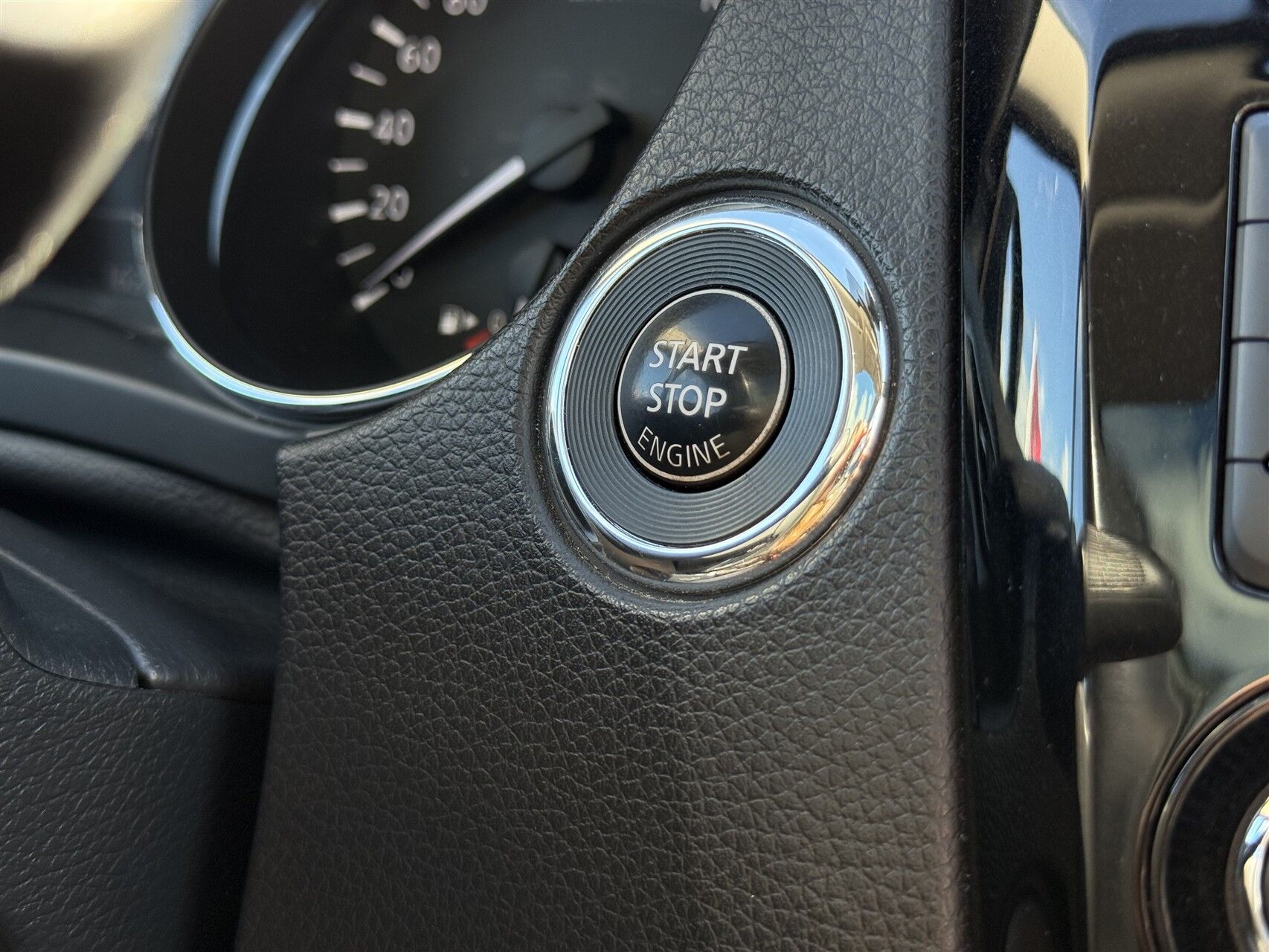 Billede af Nissan Qashqai 1,2 Dig-T Tekna 115HK 5d 6g