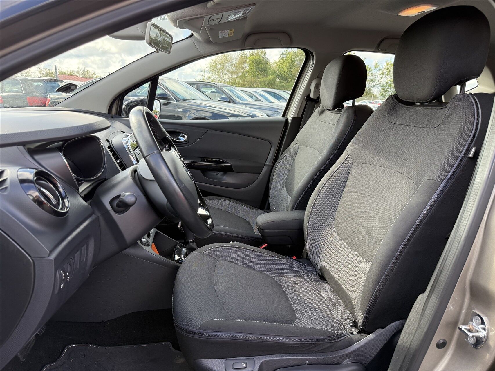 Billede af Renault Captur 1,2 TCE Dynamique EDC 120HK 5d 6g Aut.