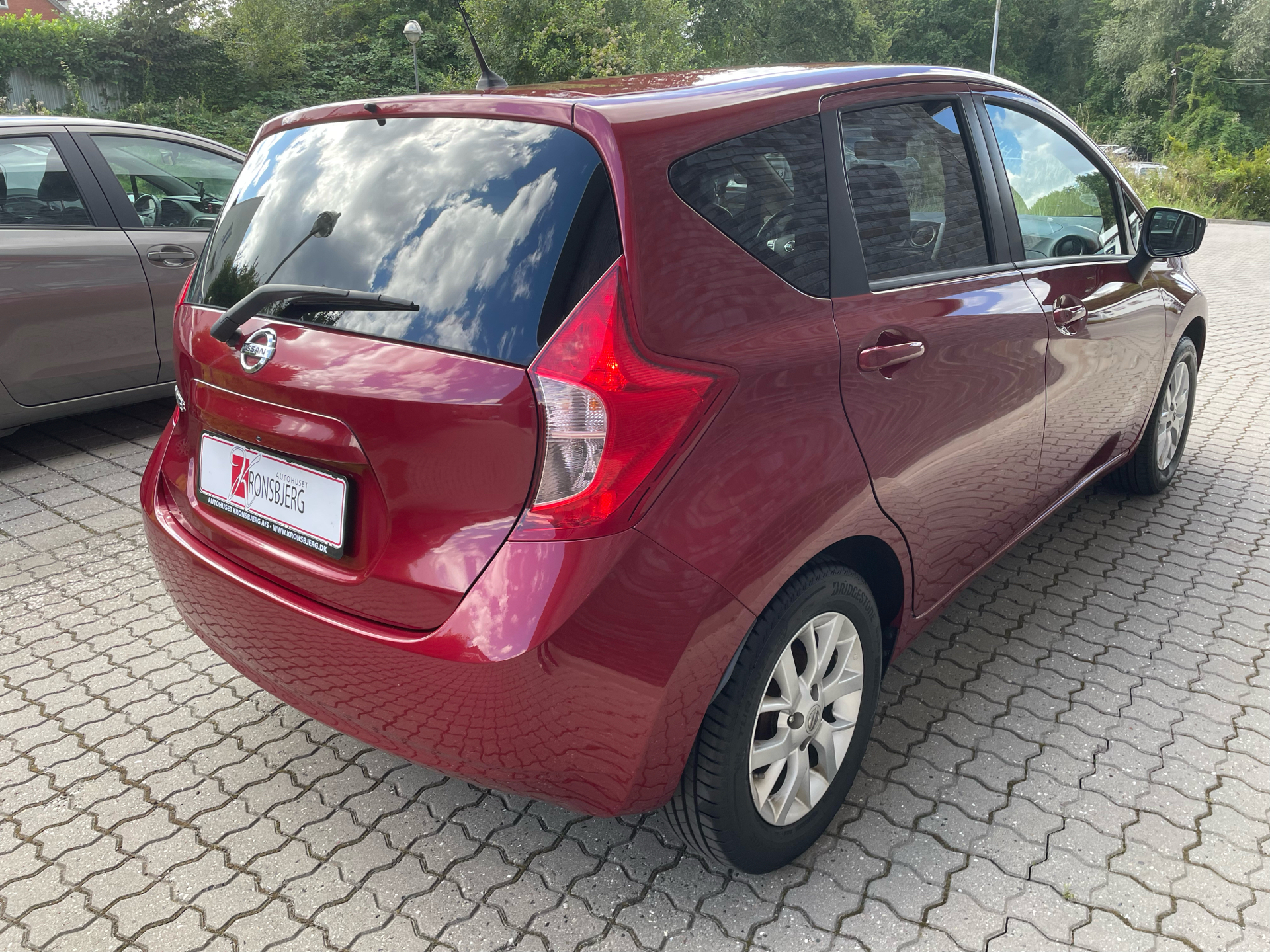 Billede af Nissan Note 1,2 Acenta Family Pack 80HK 5d