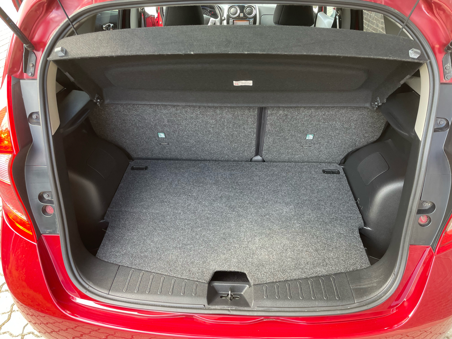 Billede af Nissan Note 1,2 Acenta Family Pack 80HK 5d