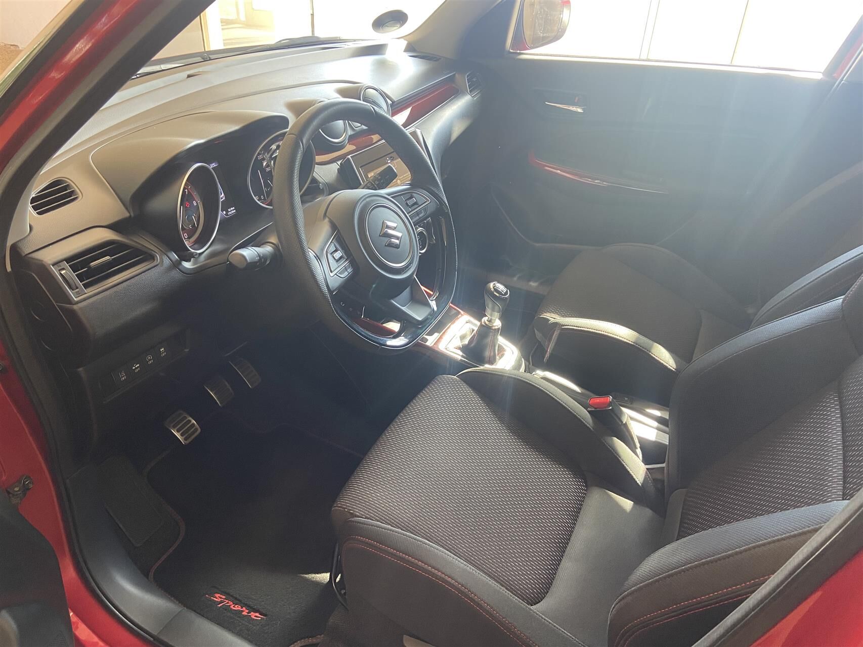 Billede af Suzuki Swift 1,4 Boosterjet Sport 140HK 5d 6g