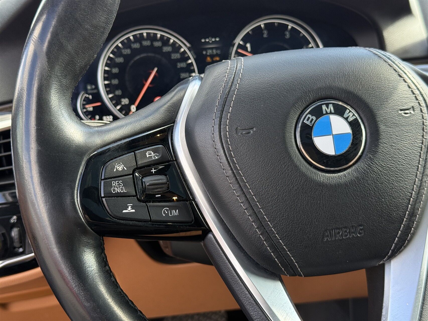 Billede af BMW 530d Touring 3,0 D XDrive Steptronic 265HK Stc 8g Aut.