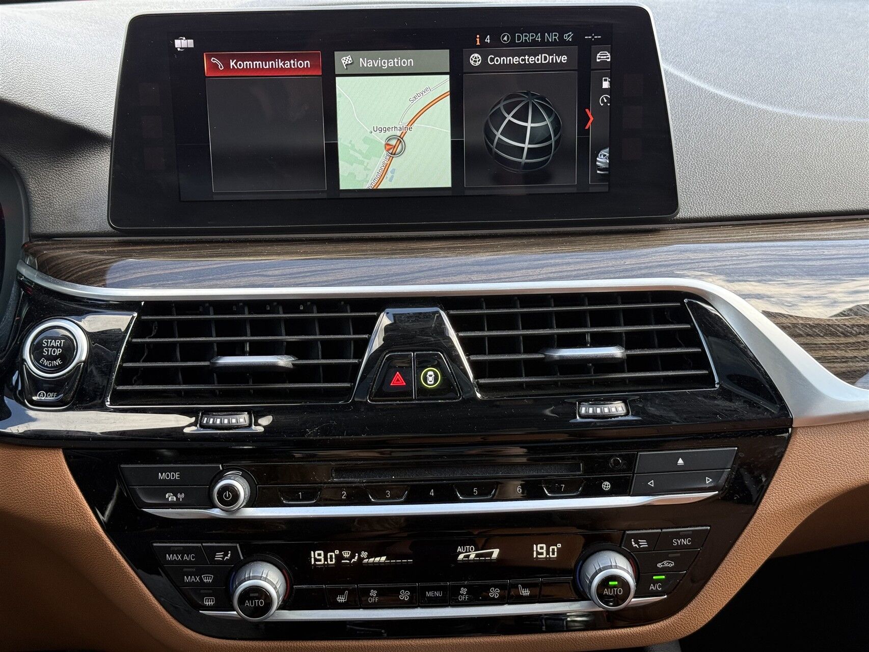Billede af BMW 530d Touring 3,0 D XDrive Steptronic 265HK Stc 8g Aut.