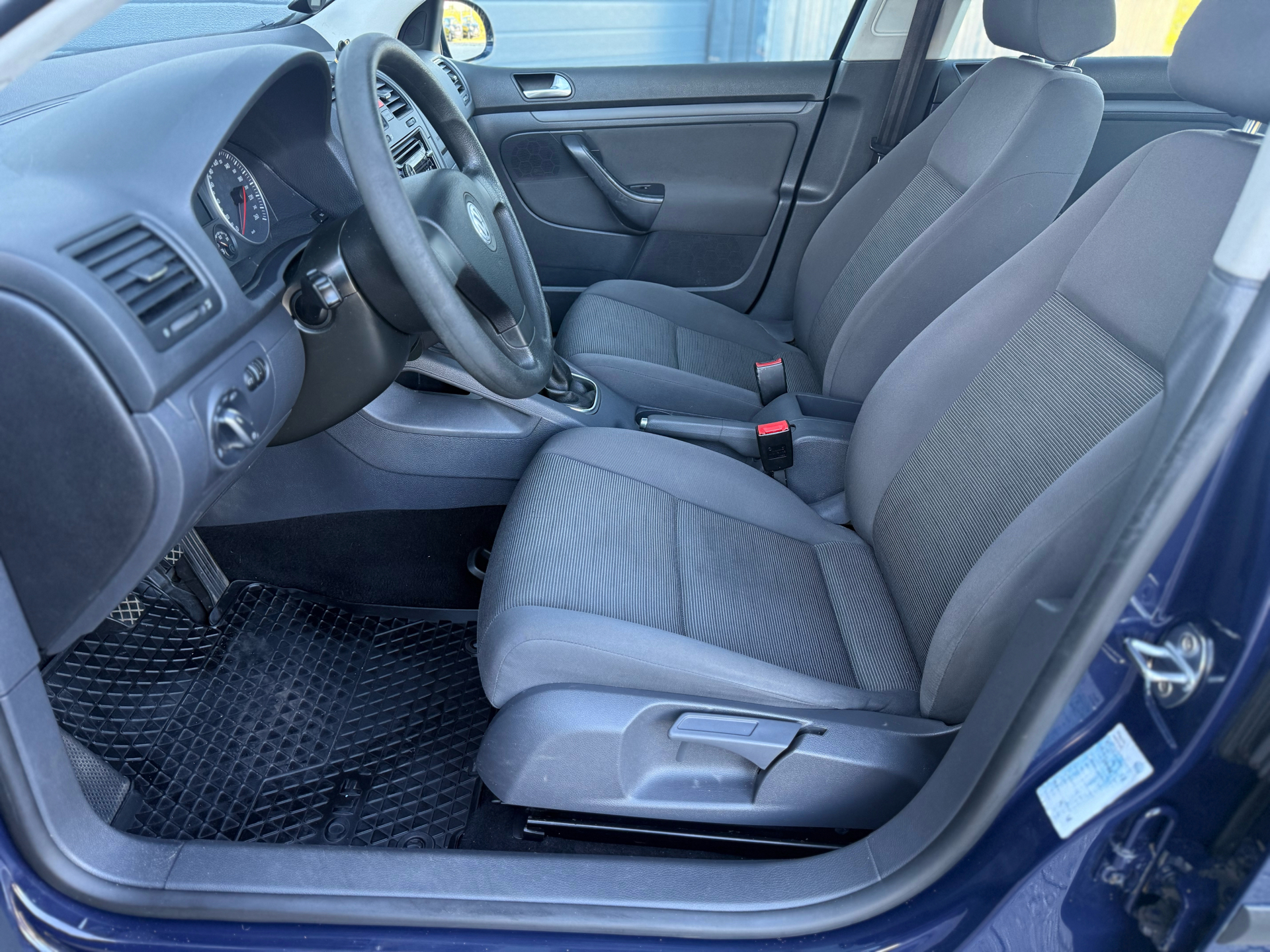 Billede af VW Golf 1,6 16V FSI Trendline 115HK 5d 6g