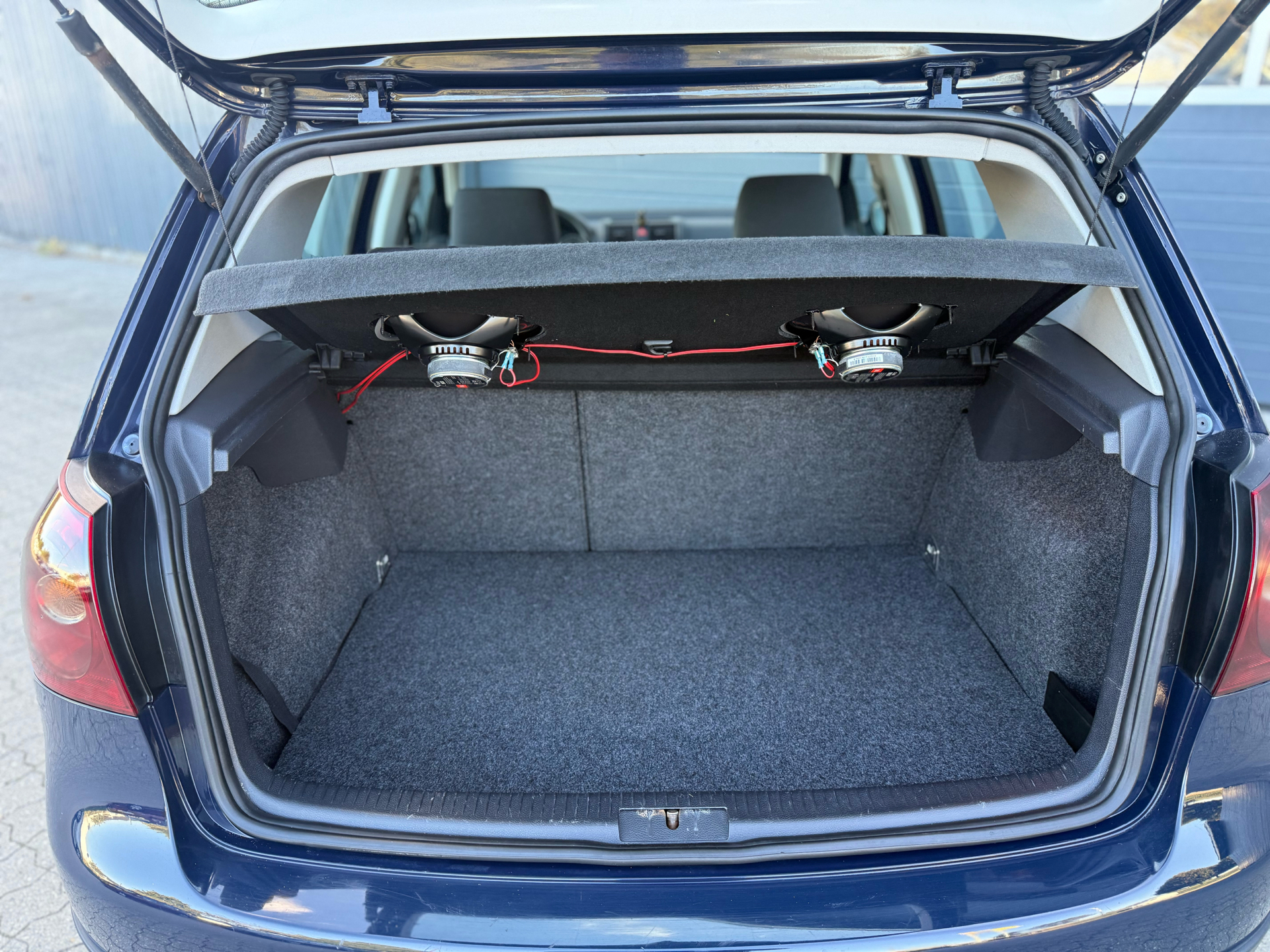 Billede af VW Golf 1,6 16V FSI Trendline 115HK 5d 6g