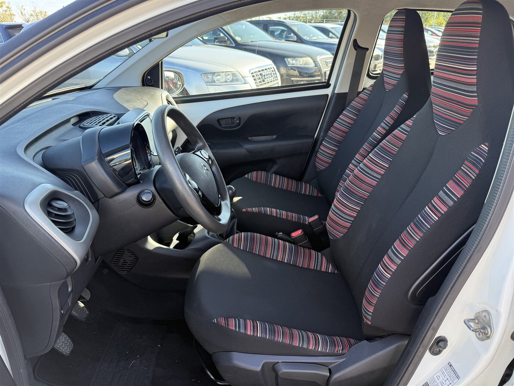 Billede af Citroën C1 1,2 PureTech Feel Complet 82HK 5d