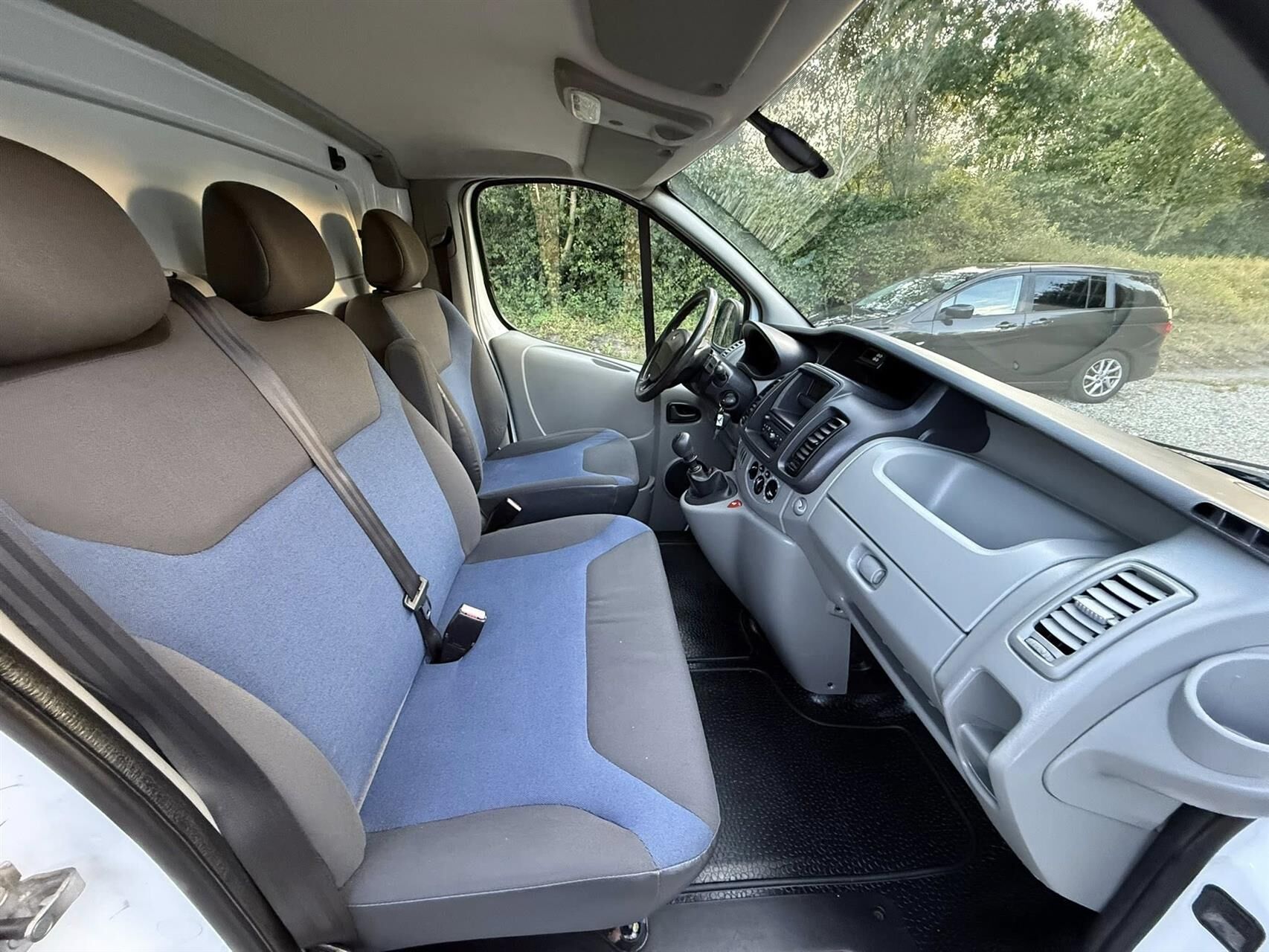 Billede af Renault Trafic T29 L2H2 2,0 DCI 115HK Van 6g