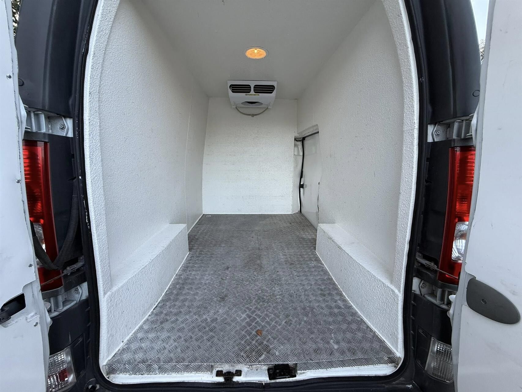 Billede af Renault Trafic T29 L2H2 2,0 DCI 115HK Van 6g