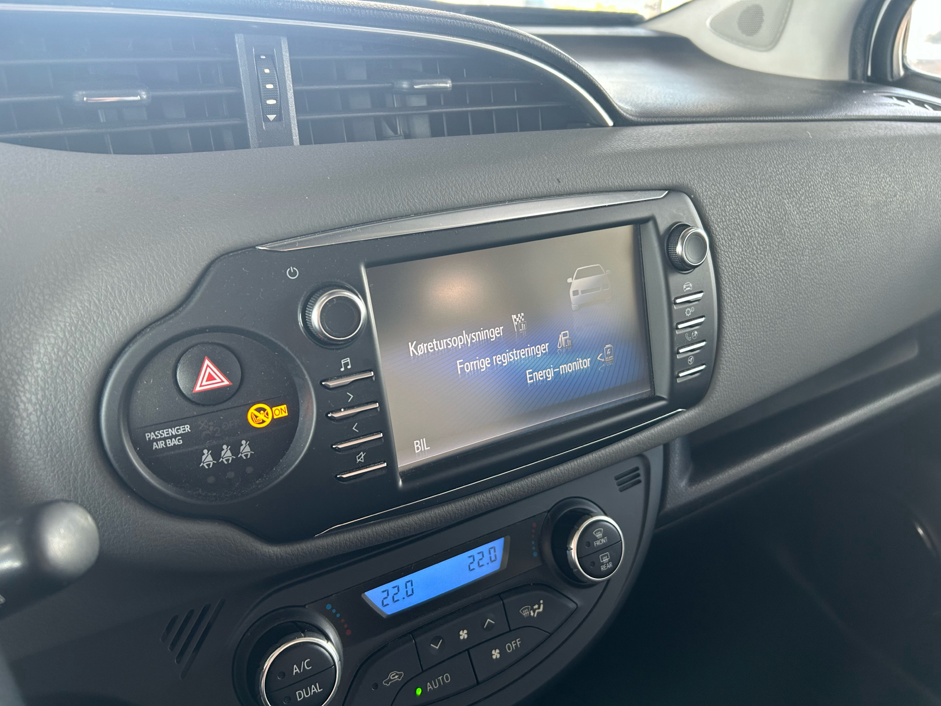 Billede af Toyota Yaris 1,5 Hybrid H2 E-CVT 100HK 5d Trinl. Gear