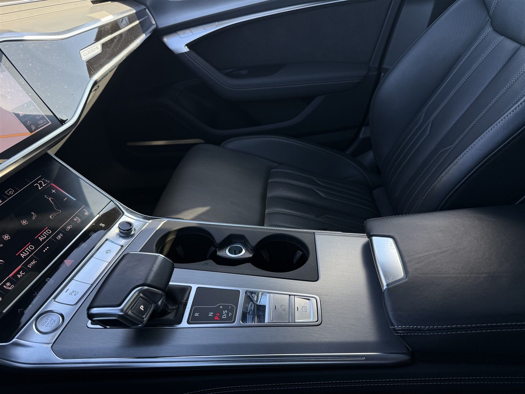 Billede af Audi A6 Avant 3,0 50 TDI  Mild hybrid Quattro Tiptr. 286HK Stc 8g Aut.