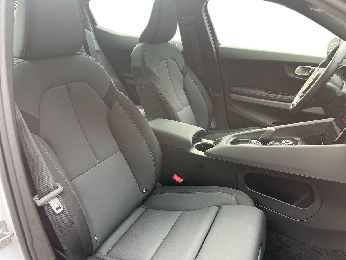 Billede af Polestar 2 EL Long Range Single motor Plus 231HK 5d Aut.