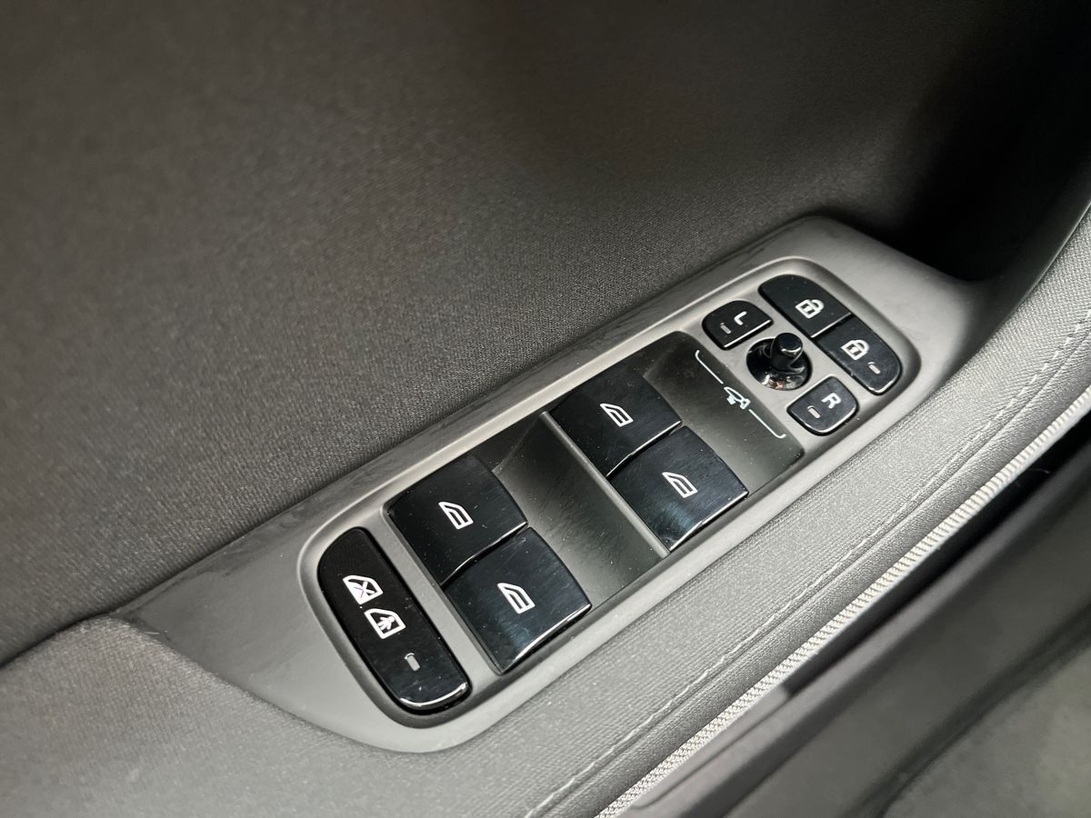 Billede af Polestar 2 EL Long Range Single motor Plus 231HK 5d Aut.