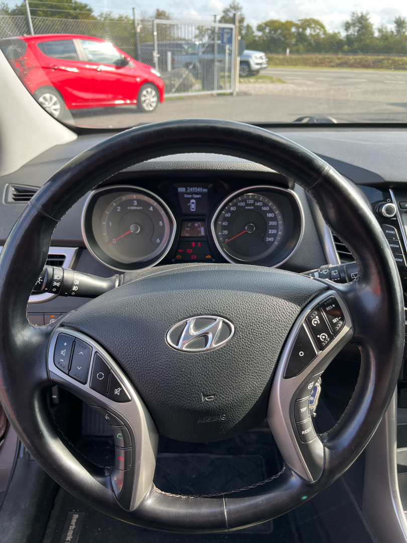 Billede af Hyundai i30 Cw 1,6 CRDi XTR ISG 110HK Stc 6g