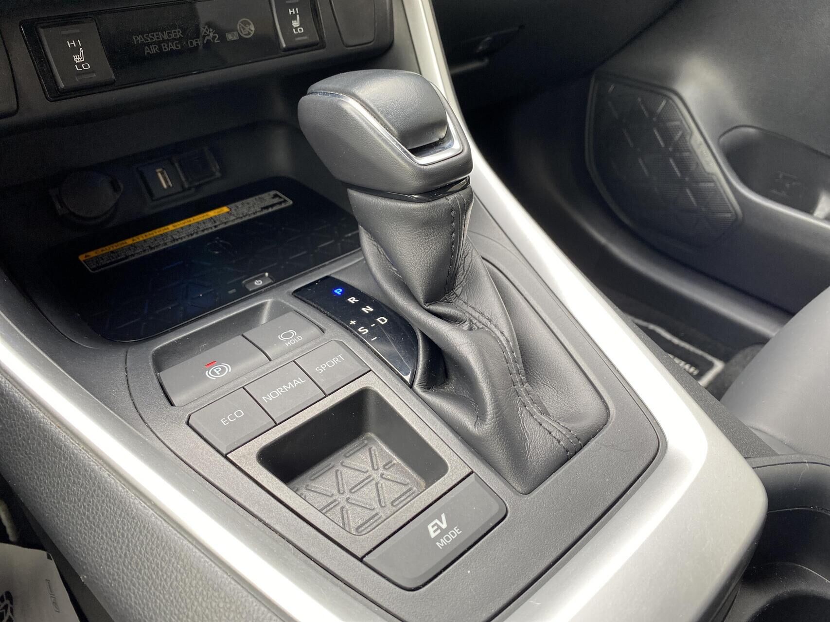 Billede af Toyota RAV4 2,5 Hybrid H3 Style 218HK Van 6g Aut.