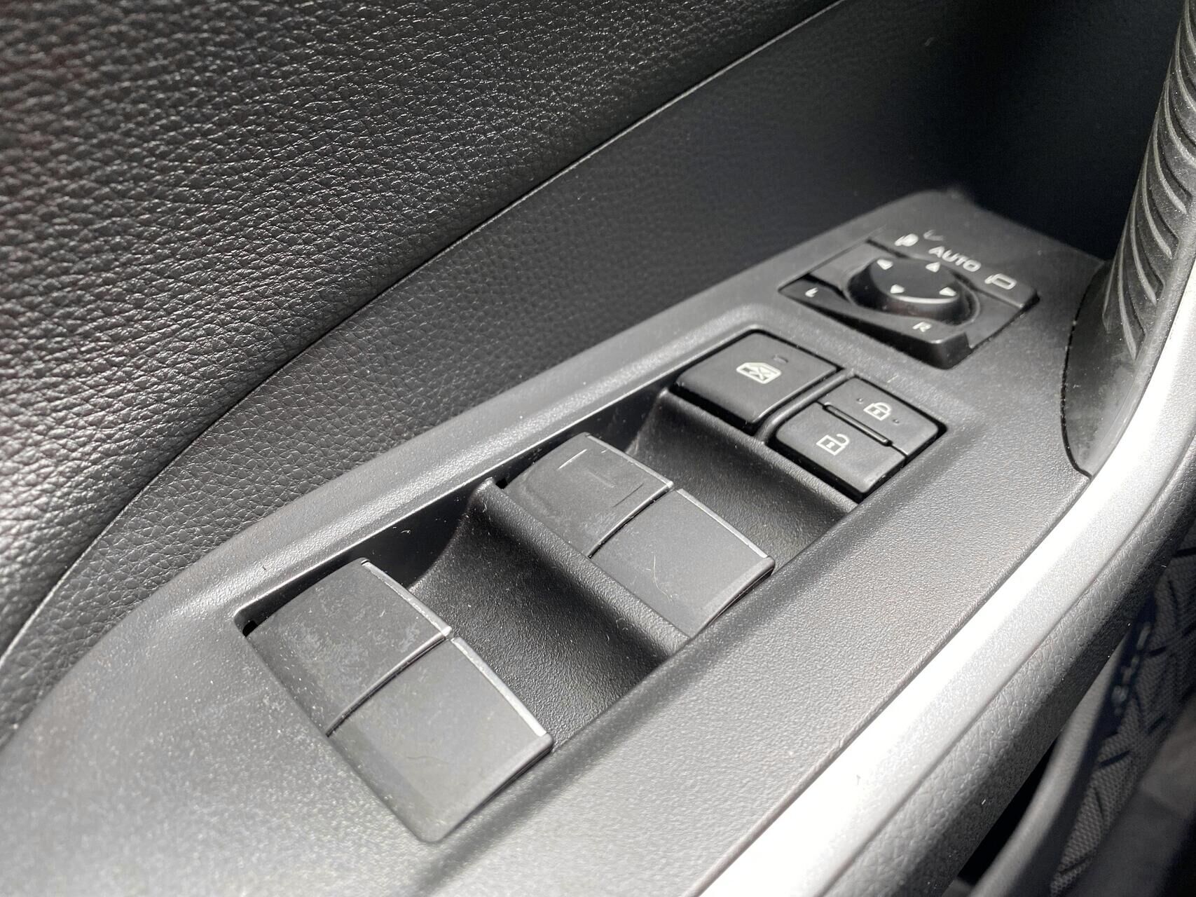 Billede af Toyota RAV4 2,5 Hybrid H3 Style 218HK Van 6g Aut.