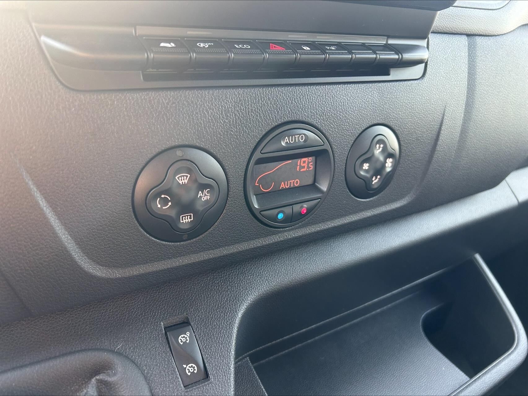 Billede af Nissan NV 400 L3H2 2,3 DCi Working Star Start/Stop 150HK Van 6g