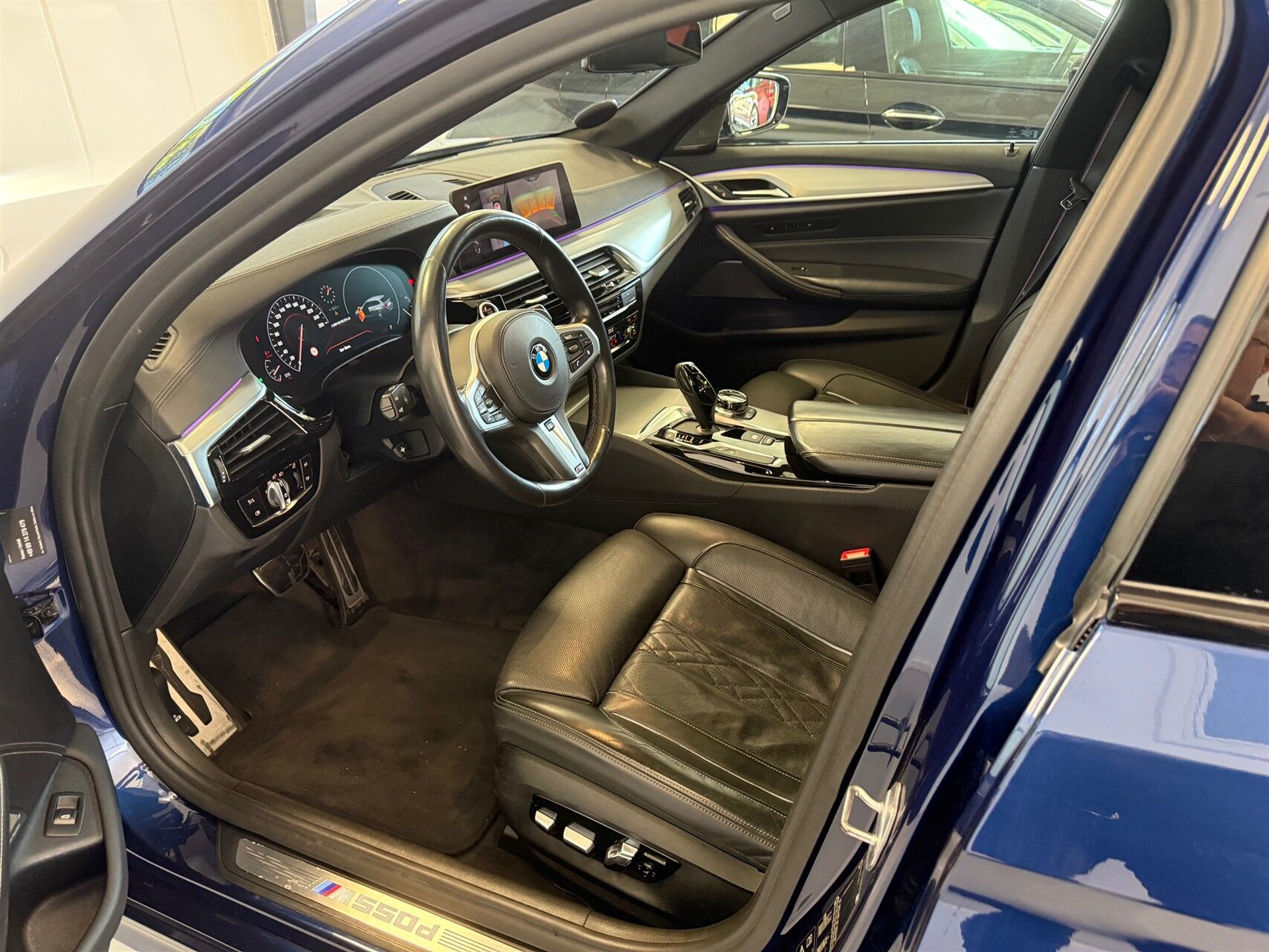 Billede af BMW M550d Touring 3,0 D XDrive Steptronic 400HK Stc 8g Aut.