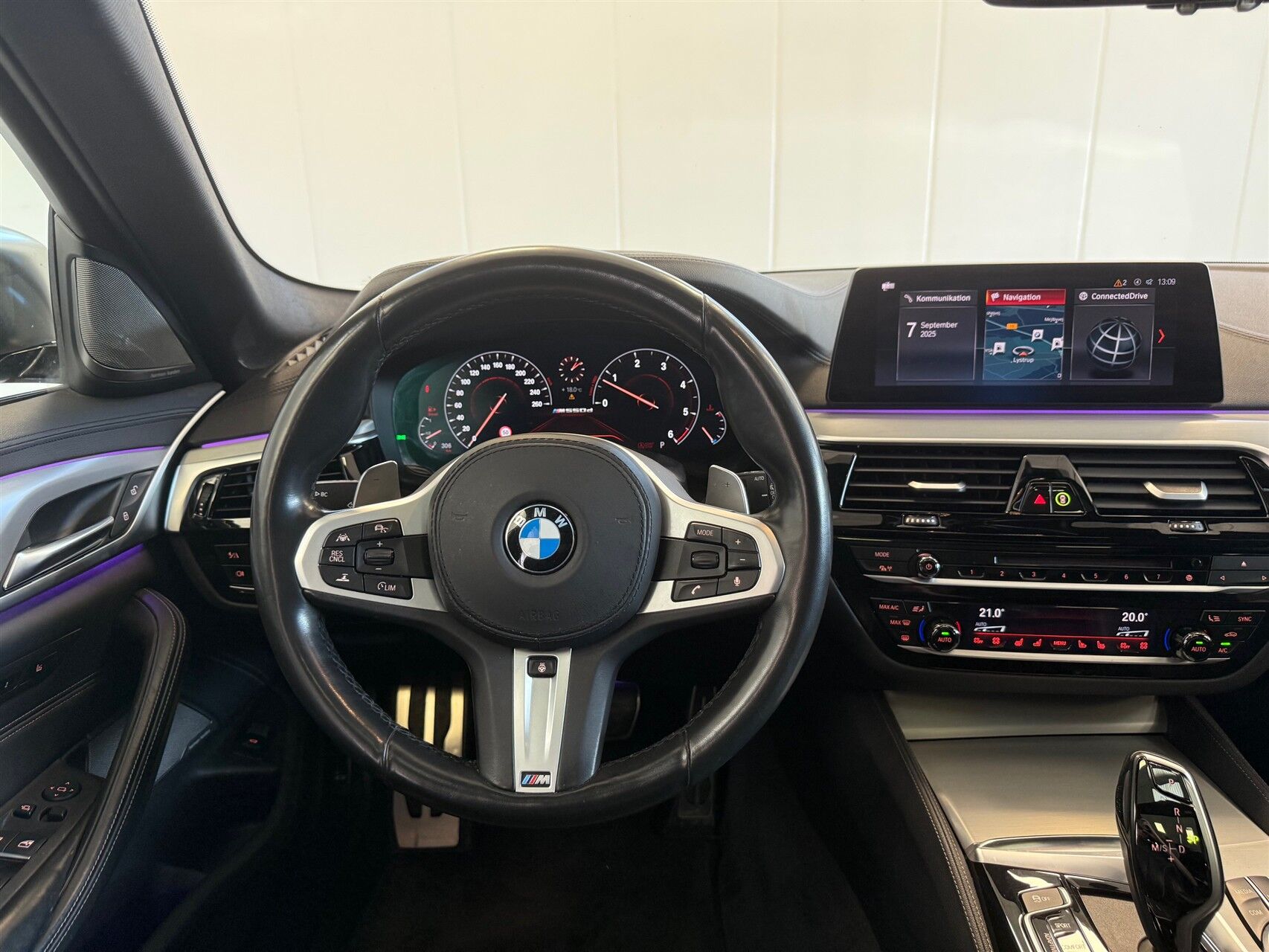Billede af BMW M550d Touring 3,0 D XDrive Steptronic 400HK Stc 8g Aut.