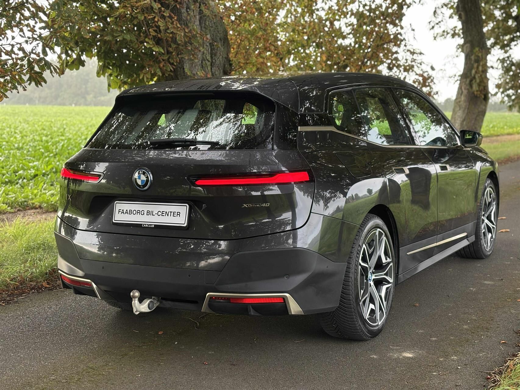 Billede af BMW iX 40 EL Fully Charged XDrive 326HK 5d Aut.