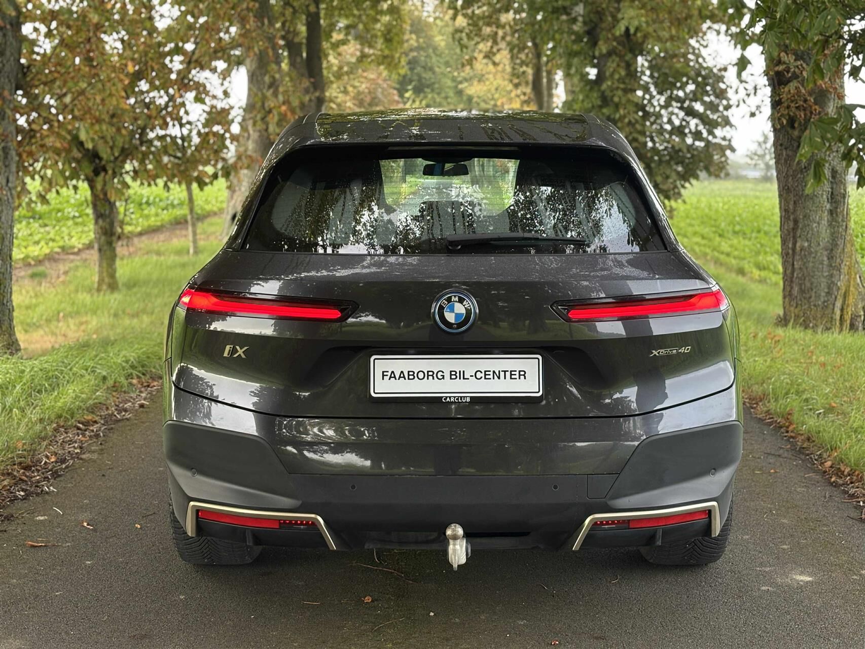 Billede af BMW iX 40 EL Fully Charged XDrive 326HK 5d Aut.