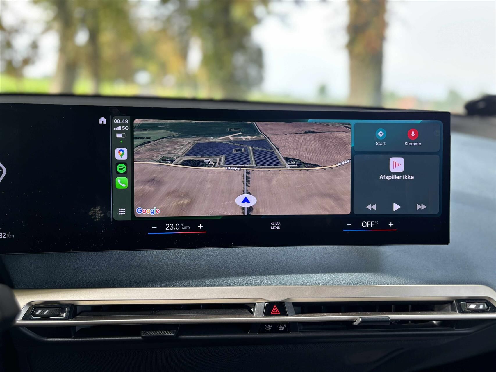 Billede af BMW iX 40 EL Fully Charged XDrive 326HK 5d Aut.