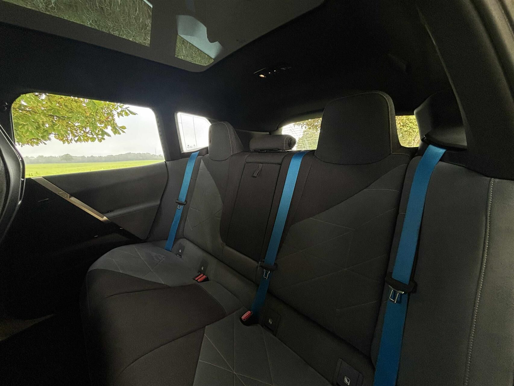 Billede af BMW iX 40 EL Fully Charged XDrive 326HK 5d Aut.