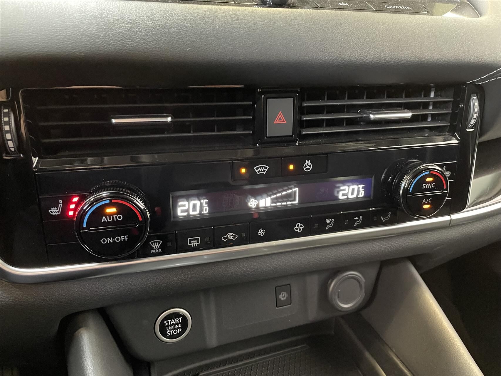 Billede af Nissan Qashqai 1,3 MHEV  Mild hybrid N-Connecta X-Tronic 158HK 5d 7g Aut.