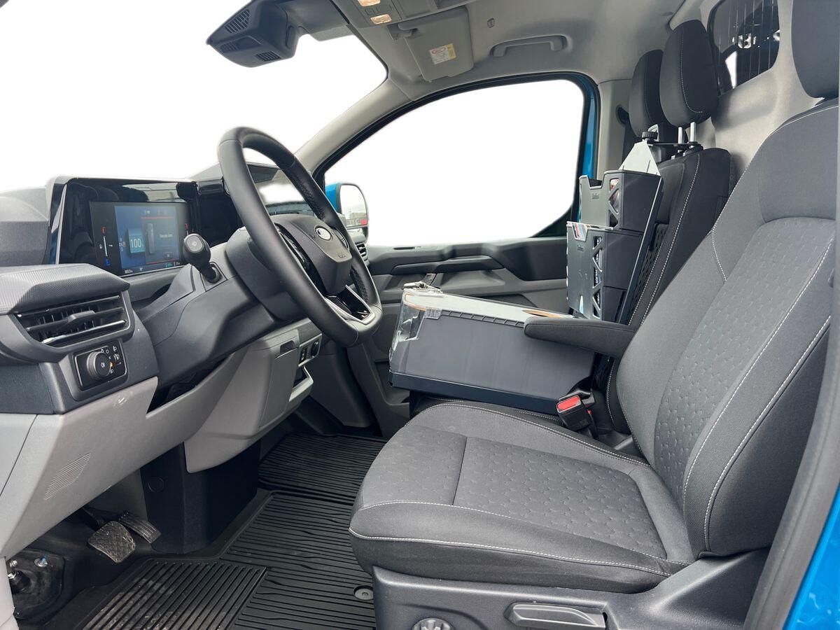 Billede af Ford E-Transit Custom 320 L1H1 EL Limited 218HK Van Aut.