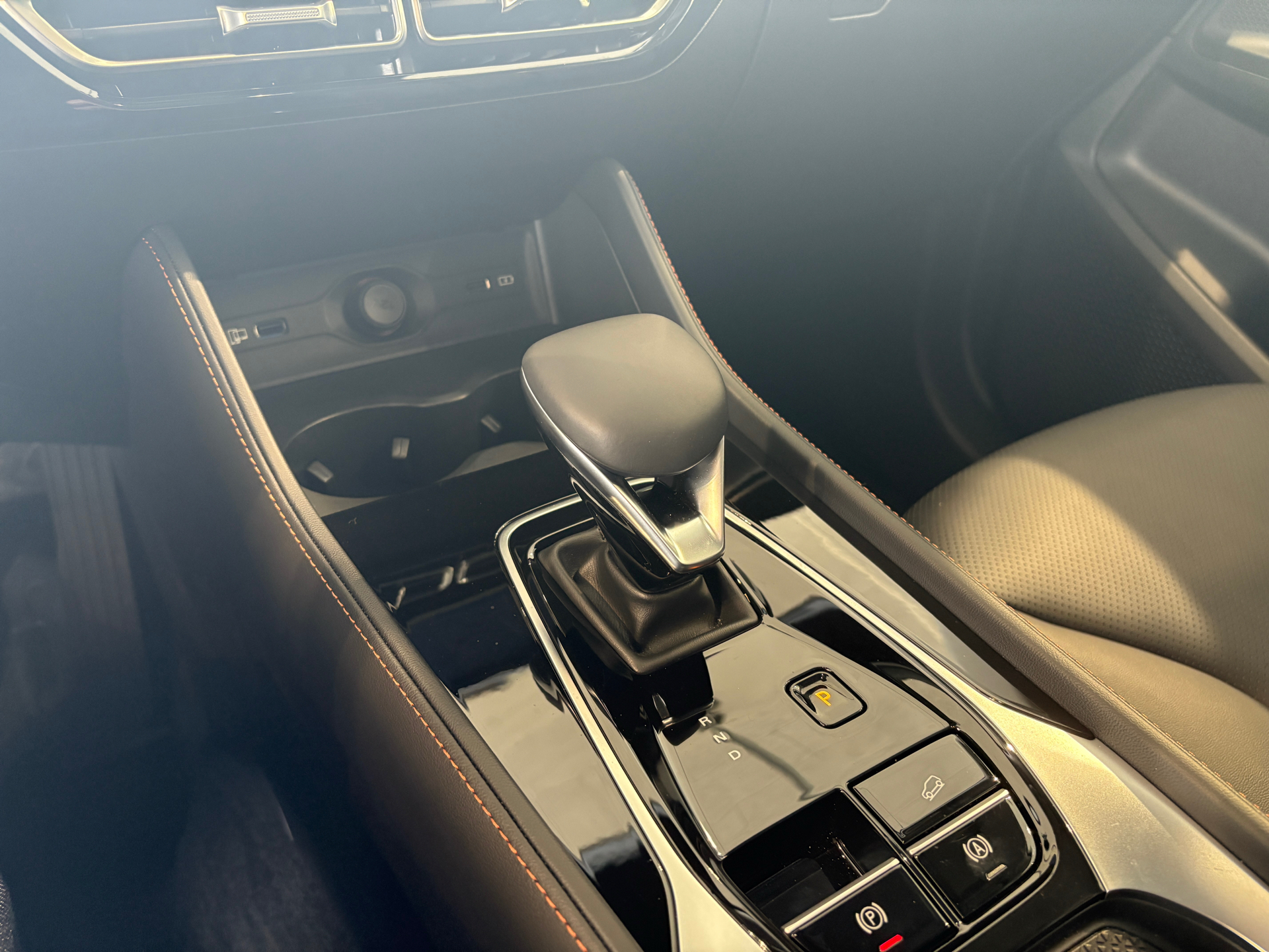 Billede af MG HS 1,5 T GDI  Plugin-hybrid Luxury 272HK 5d Aut.