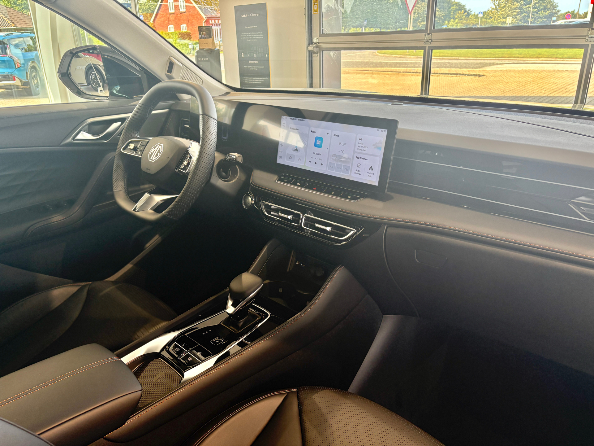 Billede af MG HS 1,5 T GDI  Plugin-hybrid Luxury 272HK 5d Aut.