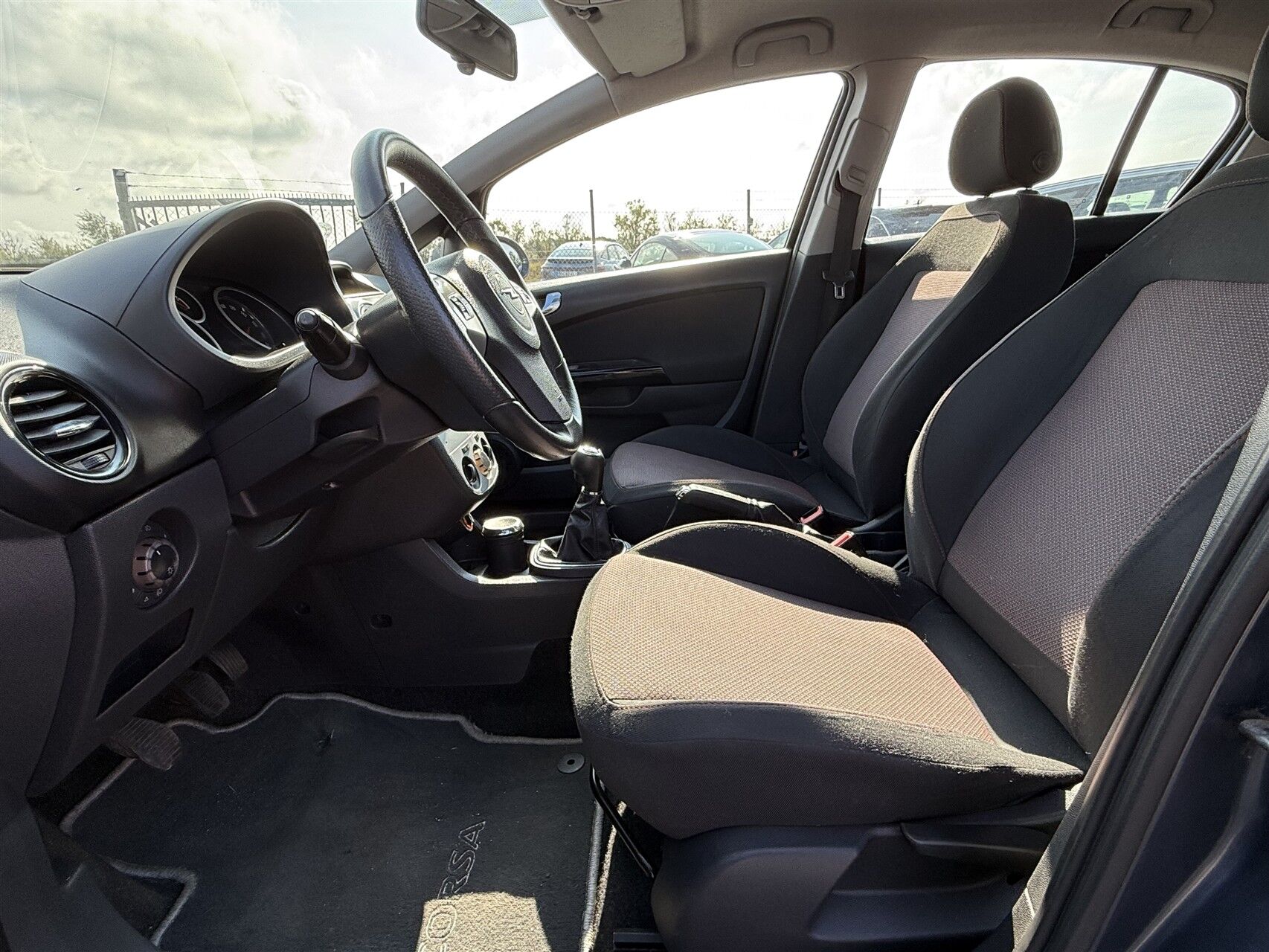 Billede af Opel Corsa 1,2 Twinport Enjoy 80HK 5d