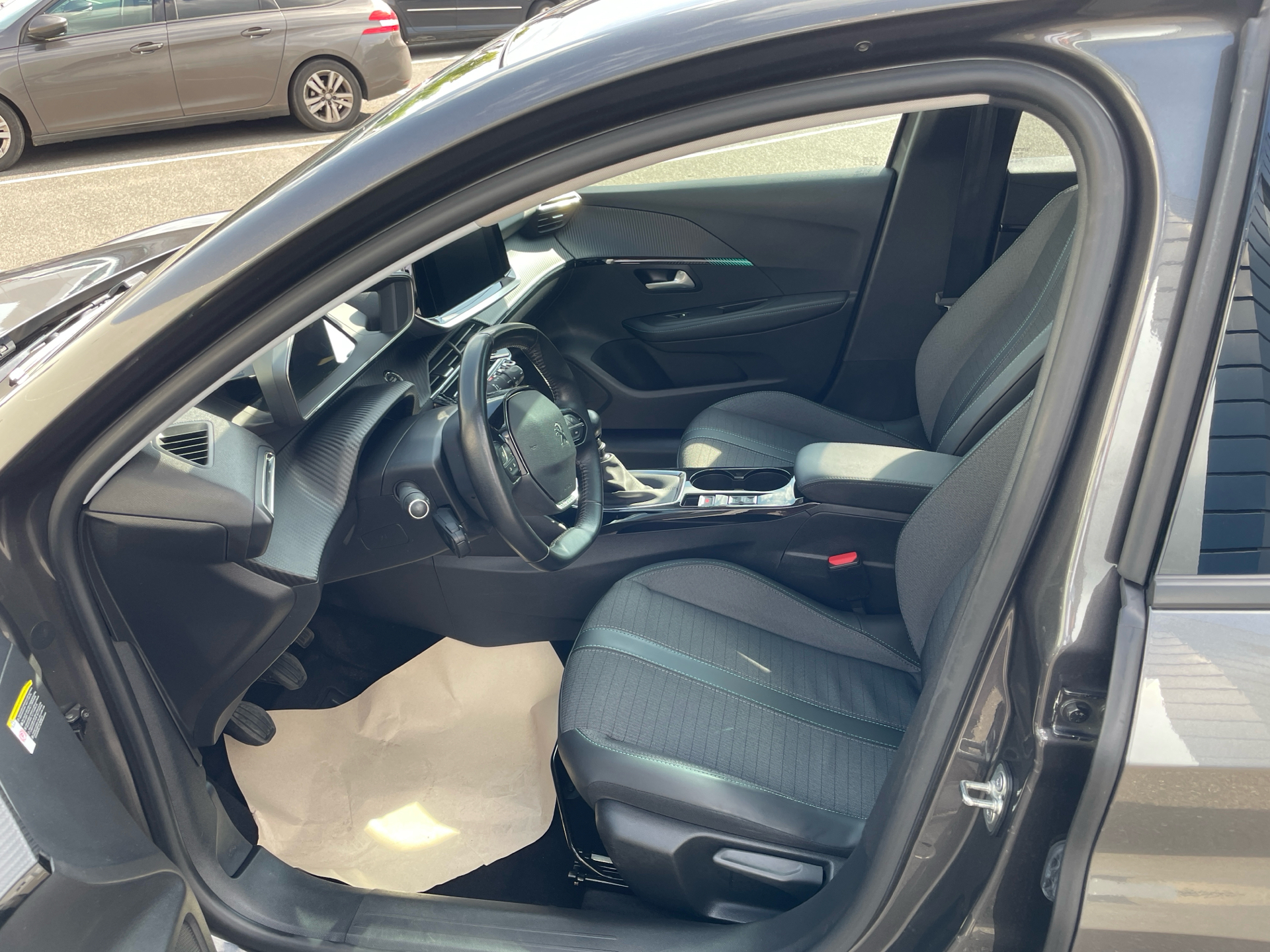 Billede af Peugeot 208 1,5 BlueHDi Allure Sky 102HK 5d 6g