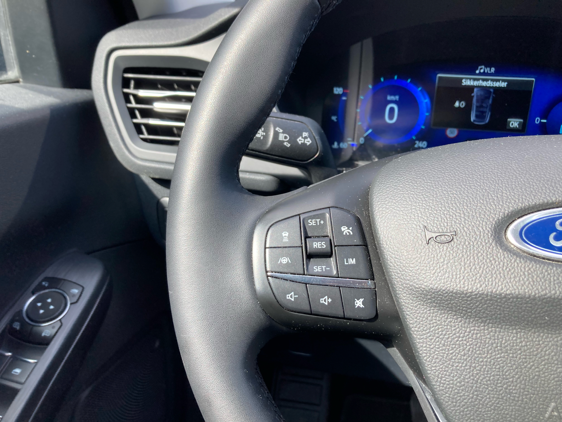 Billede af Ford Kuga 2,5 Plugin-hybrid Titanium X CVT 225HK 5d Trinl. Gear